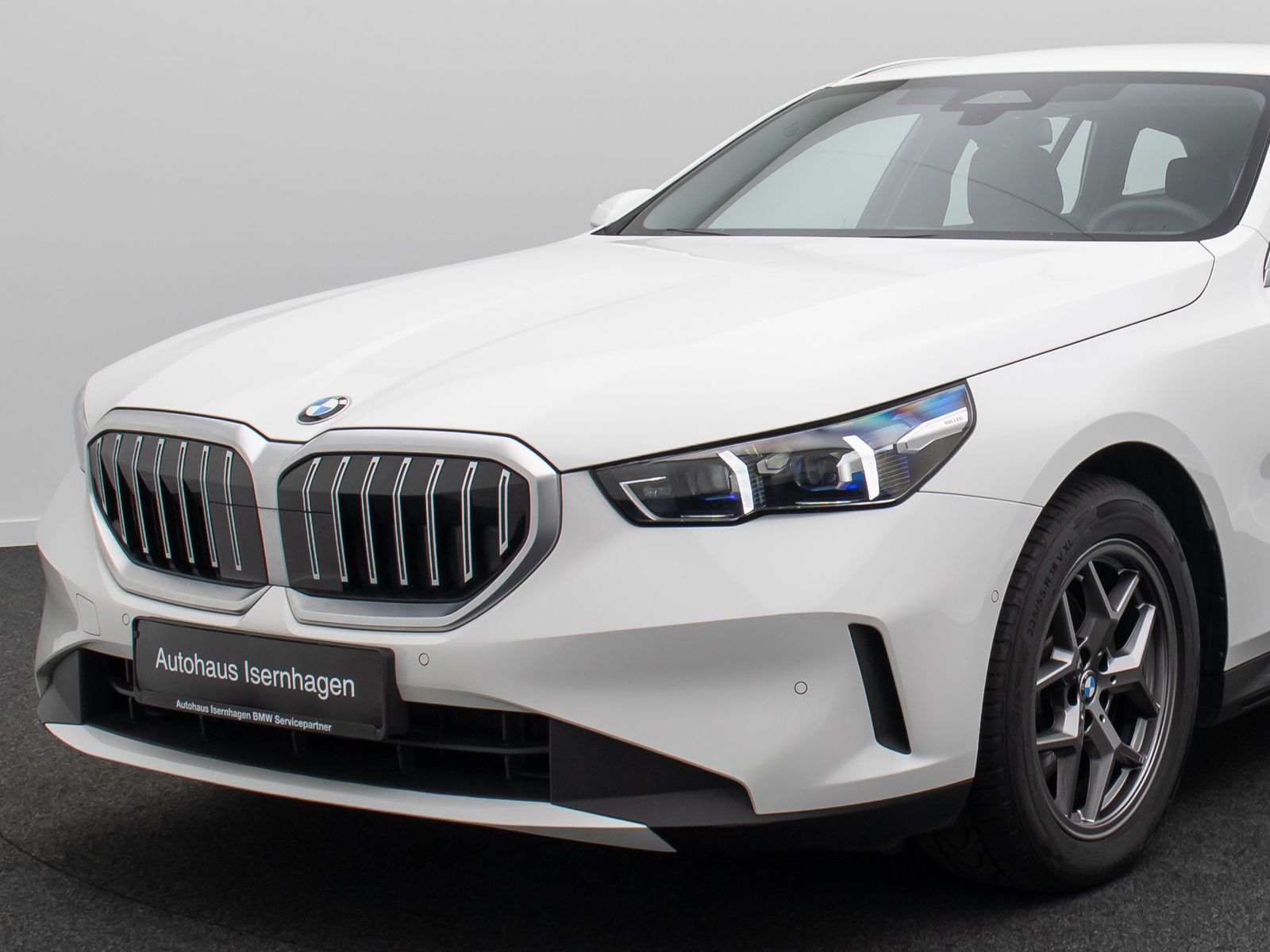 Fahrzeugabbildung BMW 520d Alarm Kamera DAB Leder Sportsitz 18Zoll