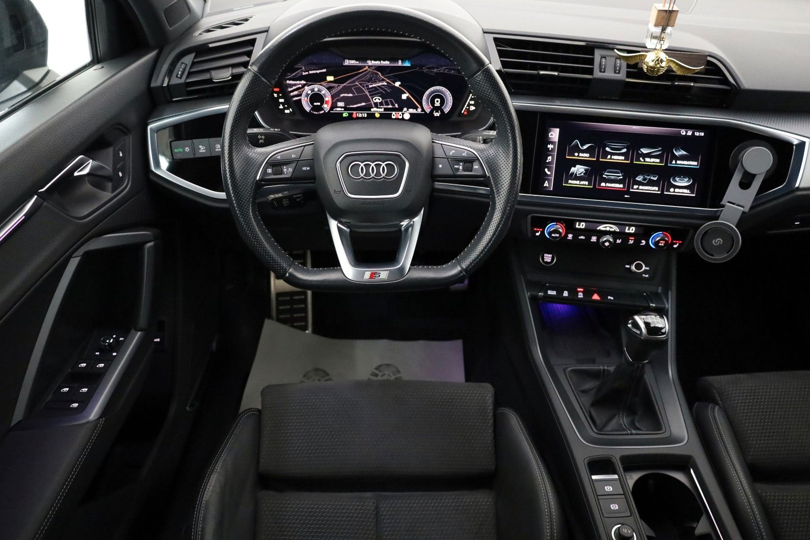 Fahrzeugabbildung Audi Q3 Sportback 35TDI quattro S line B&O,ACC,SD,360