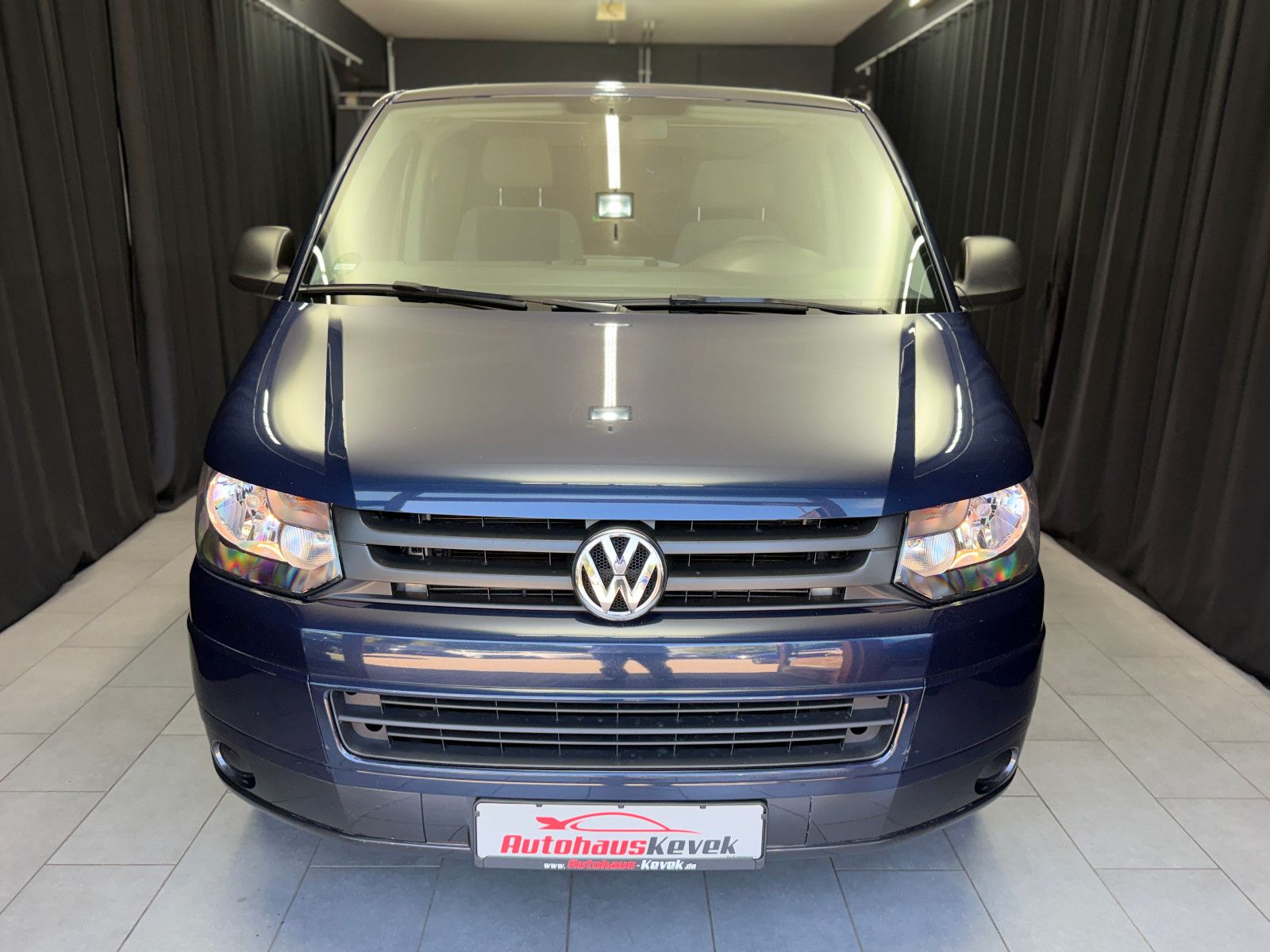 Fahrzeugabbildung Volkswagen T5 Transporter Kasten |KLIMA|1.HAND|RECARO|UMBAU