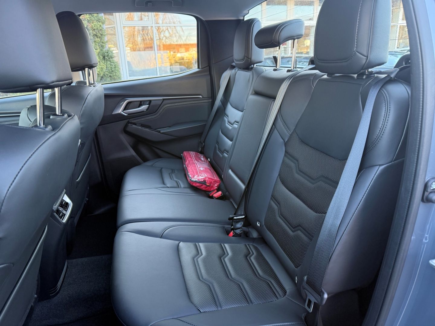 Fahrzeugabbildung Isuzu D-Max Double Cab LSE 1.9 mit SHZ+RFK