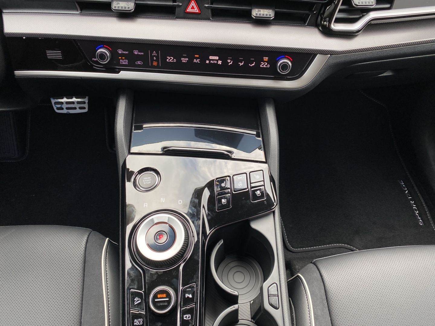Fahrzeugabbildung Kia Sportage GT-LINE PLUG-IN HYBRID 4WD 1.6 T-GDI *P