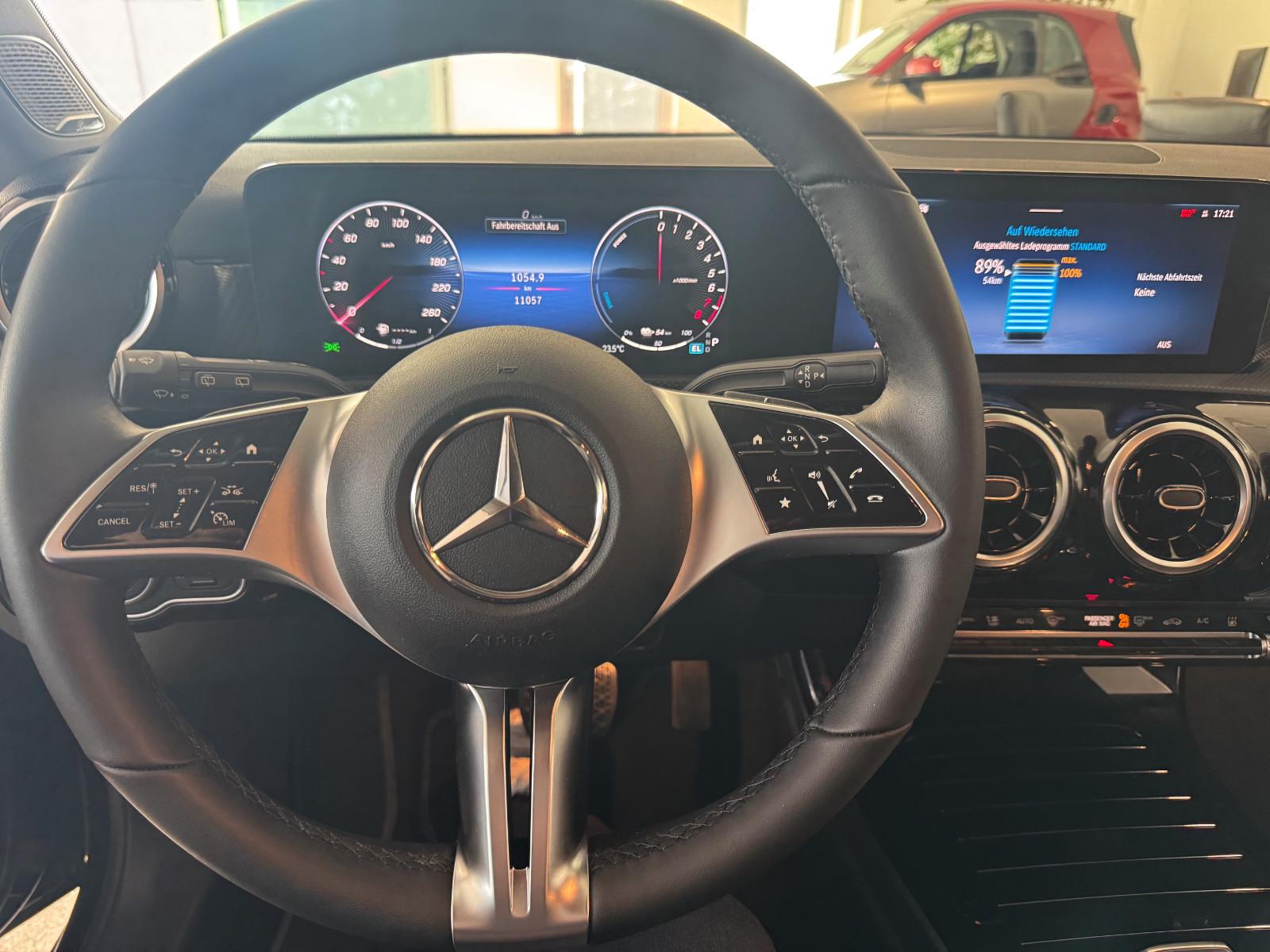 Mercedes-Benz A 250 e DCT*Progressive | NIGHT | LrHz | Kamera