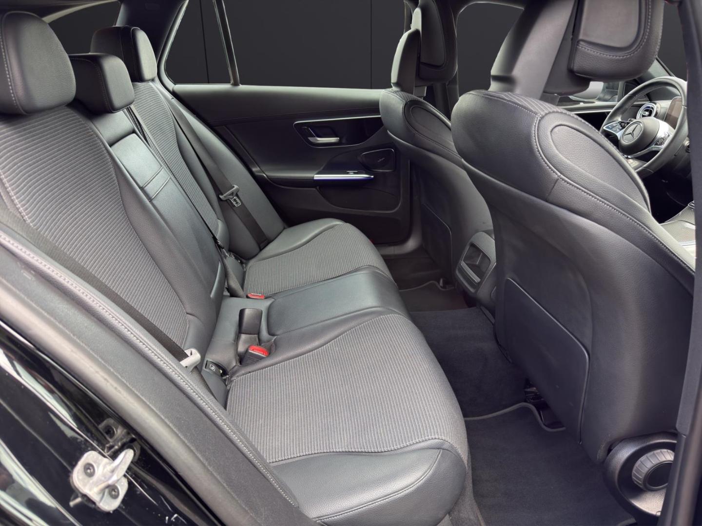 Mercedes-Benz C-Class T d DIGITAL LIGHT Distronic OLED MBUX AR N, миниатюра 24