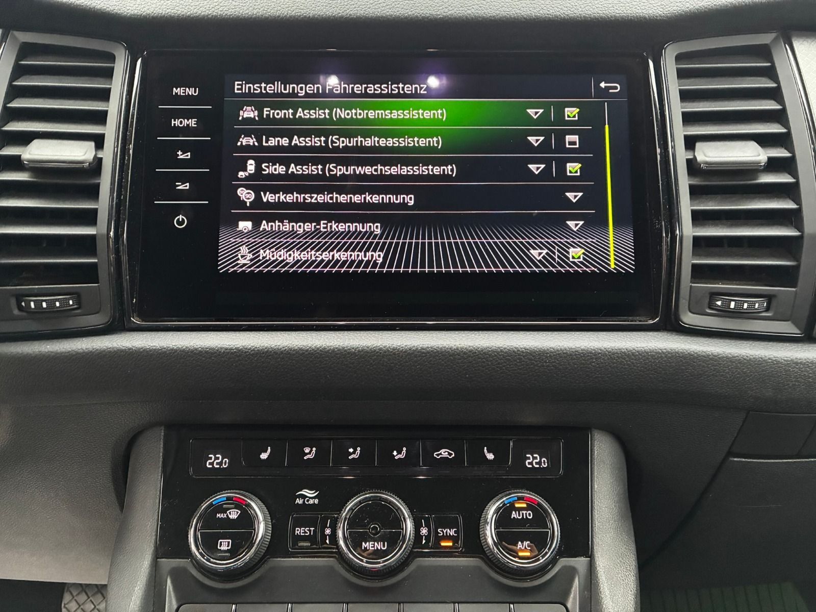 Fahrzeugabbildung SKODA Kodiaq 2.0 TDI Clever 4x4