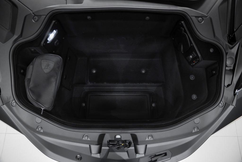 Revuelto 6.5 V12 MATTBLACK BIG CARBON PACKAGES - Bild 29