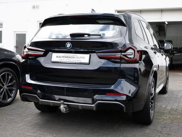 صورة 5 لـ 2024 BMW IX3