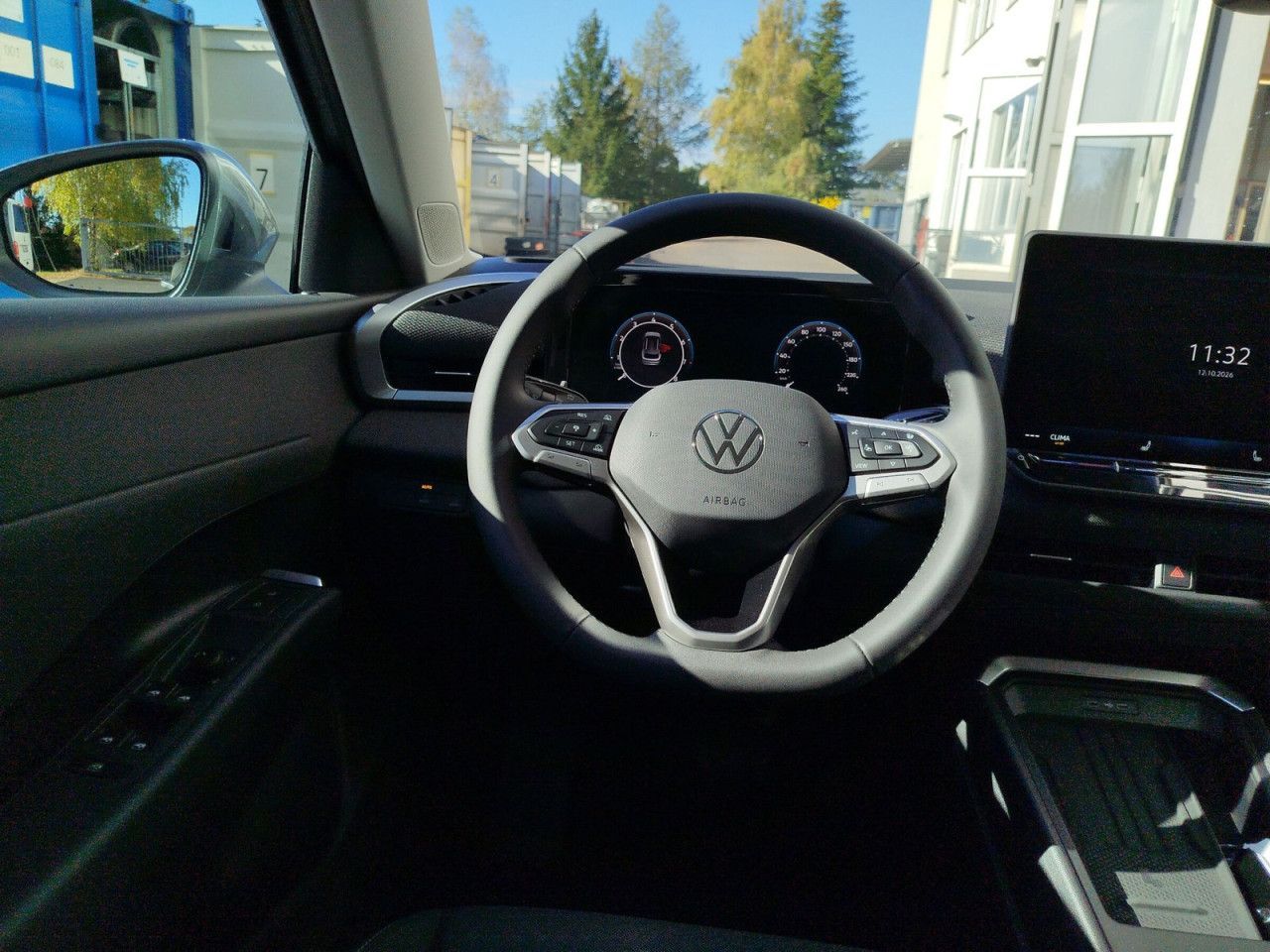 Fahrzeugabbildung Volkswagen T-Roc Life NF 1.5 B 110eTSID7F