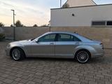 Mercedes-Benz S 600 Long W221 Einzelsitze, Sonderlack - Mercedes-Benz S 600 von privat