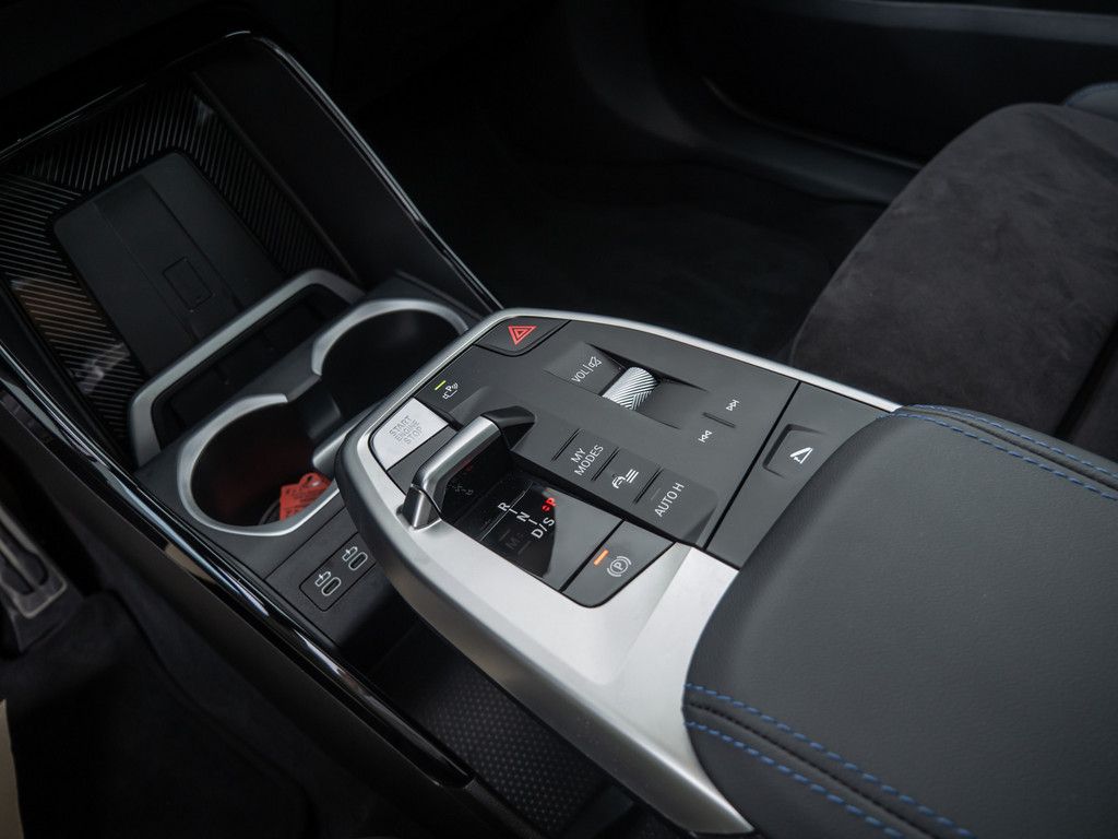 BMW X1 sDrive 18i M-Sport AHK PANO KAM LED NAVI SHZG foto 16