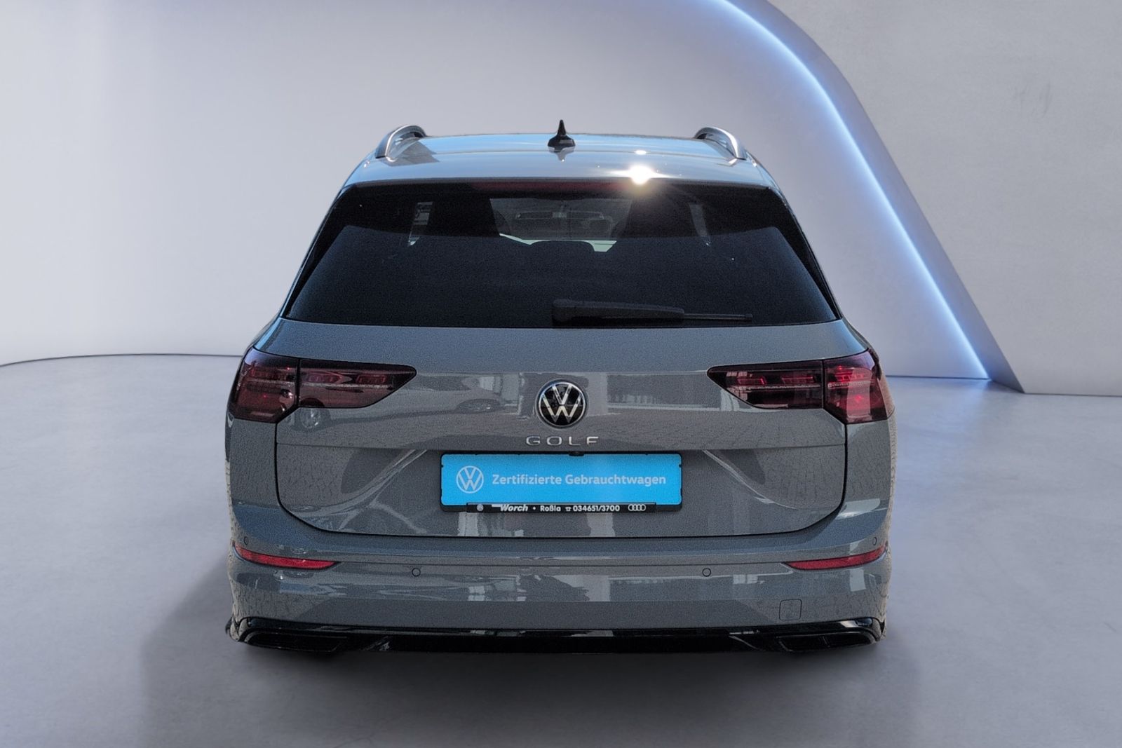 Golf VIII Variant 2.0 TSI DSG R-Line STHZ+AHK+