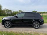 Mercedes-Benz GLE 300 d 4MATIC AMG - PANO+360°+AHK+LED+HEADUP - Mercedes-Benz GLE 300 von privat