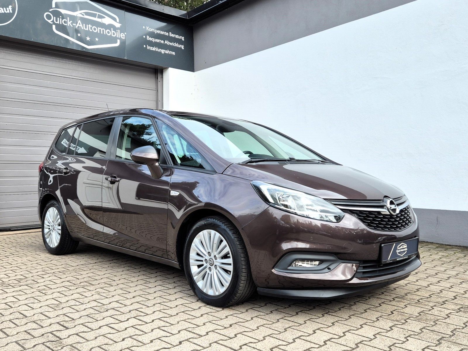 Opel Zafira - 1