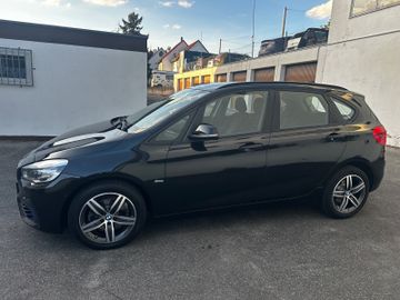BMW 218 - 9