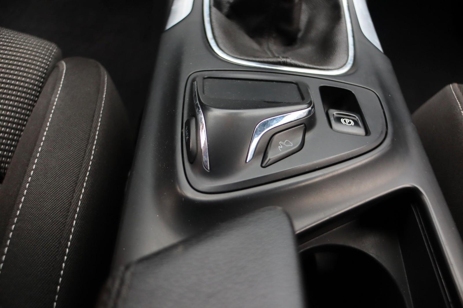 Opel Insignia 2014 — photo 13
