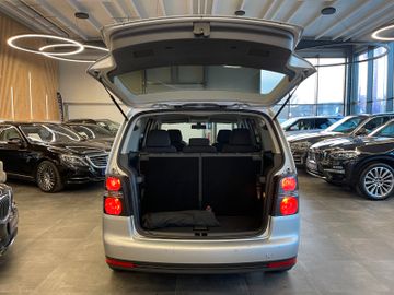Volkswagen Touran Freestyle *7SITZER*SHZ*TEMPOMAT*NAVI*PDC*