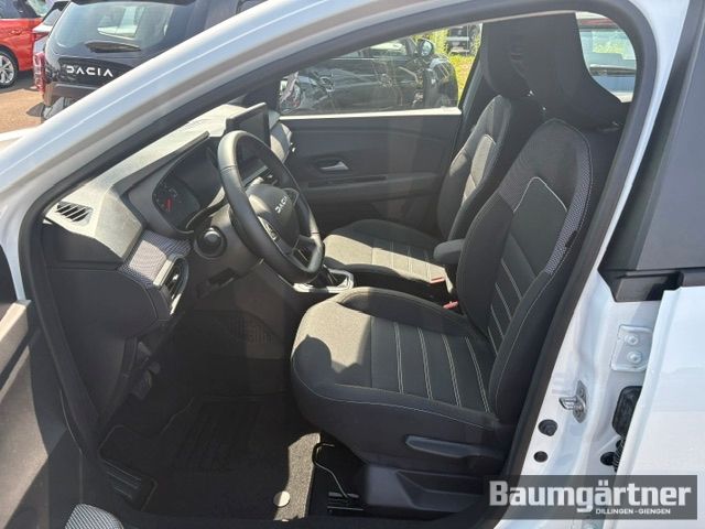 Fahrzeugabbildung Dacia Sandero Stepway Expression TCe 90 Automatik - mit KI generiert/bearbeitet