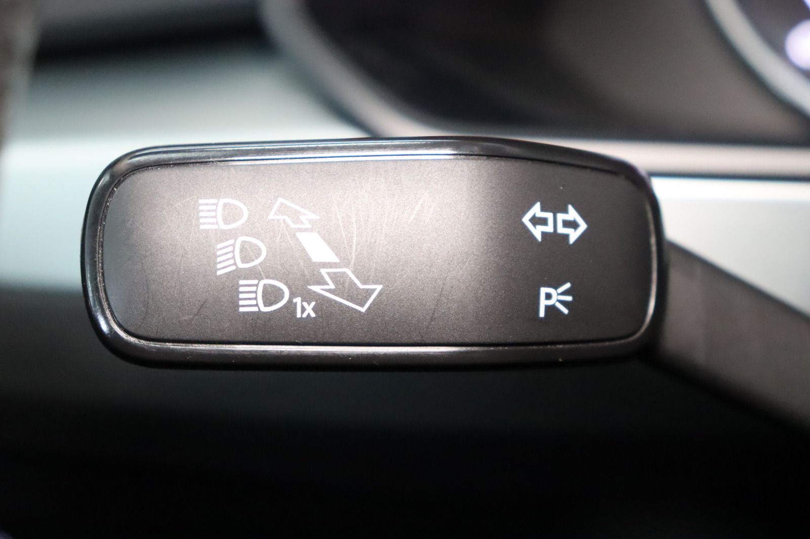 Fahrzeugabbildung SKODA Superb * Memory * PDC * Sithzg.