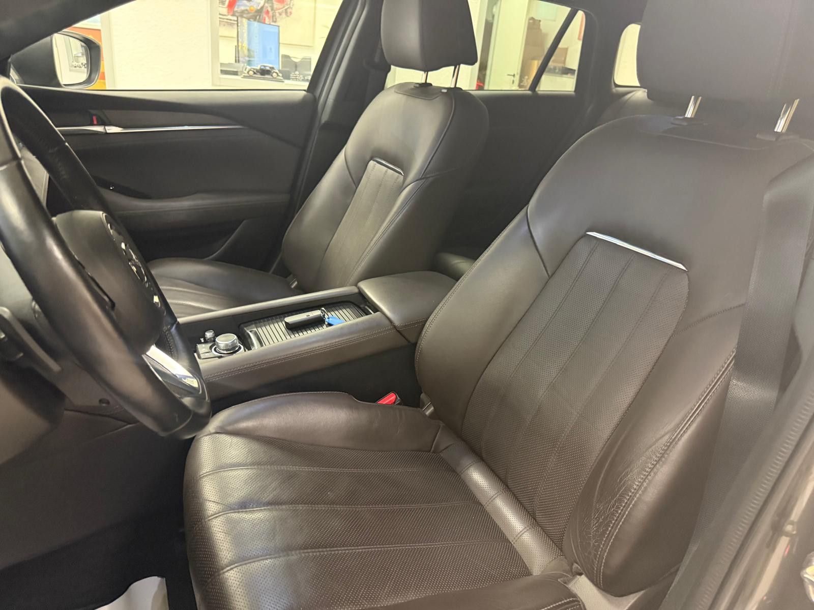 Fahrzeugabbildung Mazda 6 Kombi Sports-Line / LED/NAVI/LEDER/KAMERA