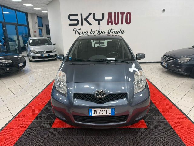 Toyota Yaris 1.0 5 porte