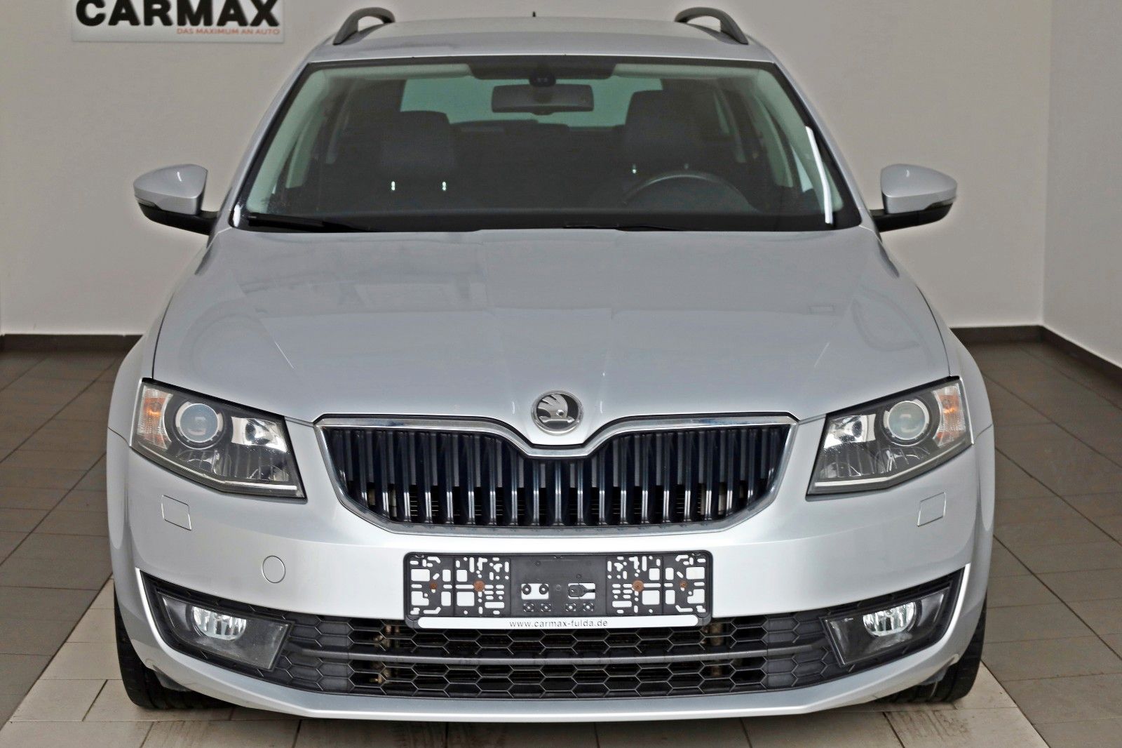 Fahrzeugabbildung SKODA Octavia Combi Elegance,T.Leder,Navi,Xenon,Alu+WR