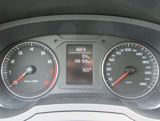 Q3 2.0 TFSI 170 PS quattro XENON/ALU/GRA/APS/SHZ