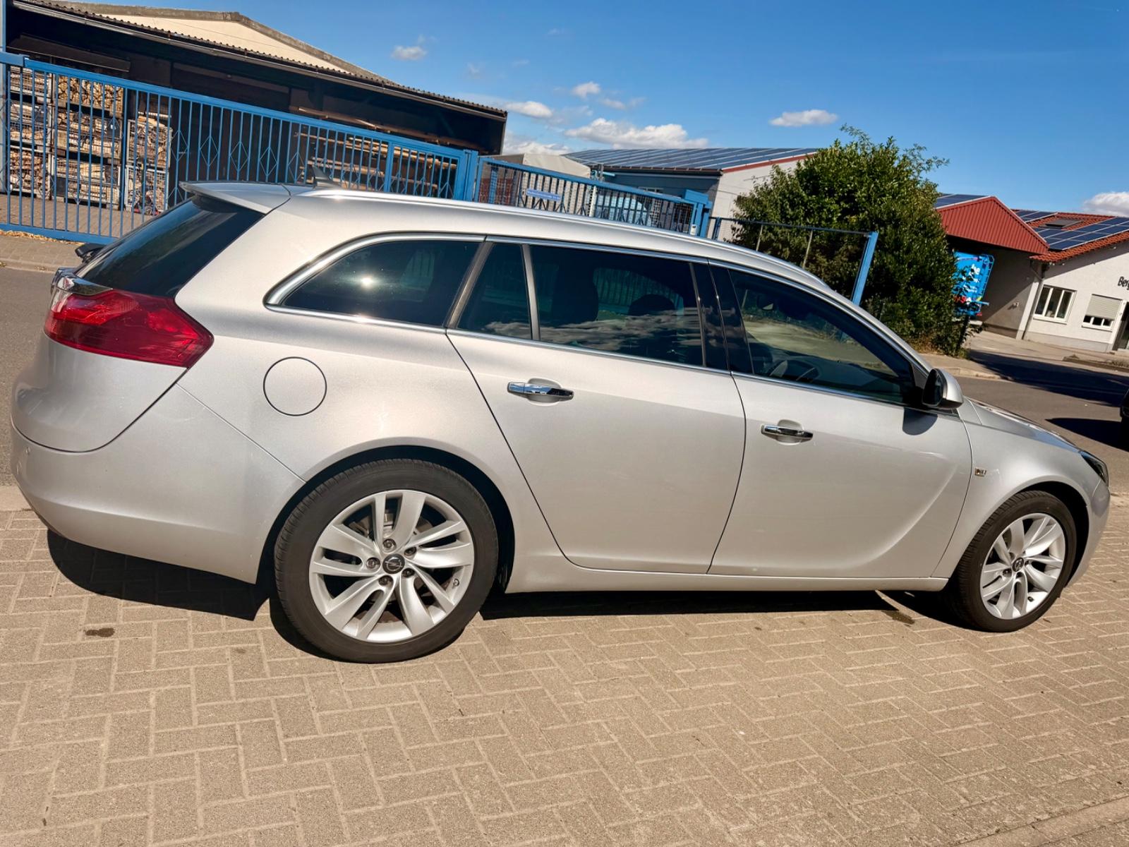 Opel InsigniaA Sports Tourer Innovation/INSPEKTIONNEU