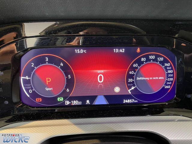 Golf VIII Lim.2.0 TDI DSG Move NAVI KLIMA PDC LE