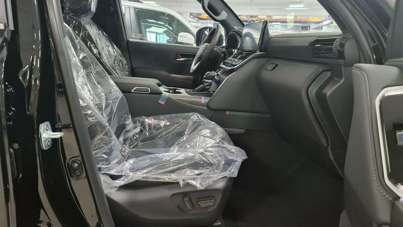 Toyota LC300*70thANV+NEU+EUreg+VOLL+360cam+HUD+RearTV