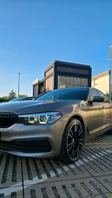 BMW 530d xDrive A  - BMW 530: Braun