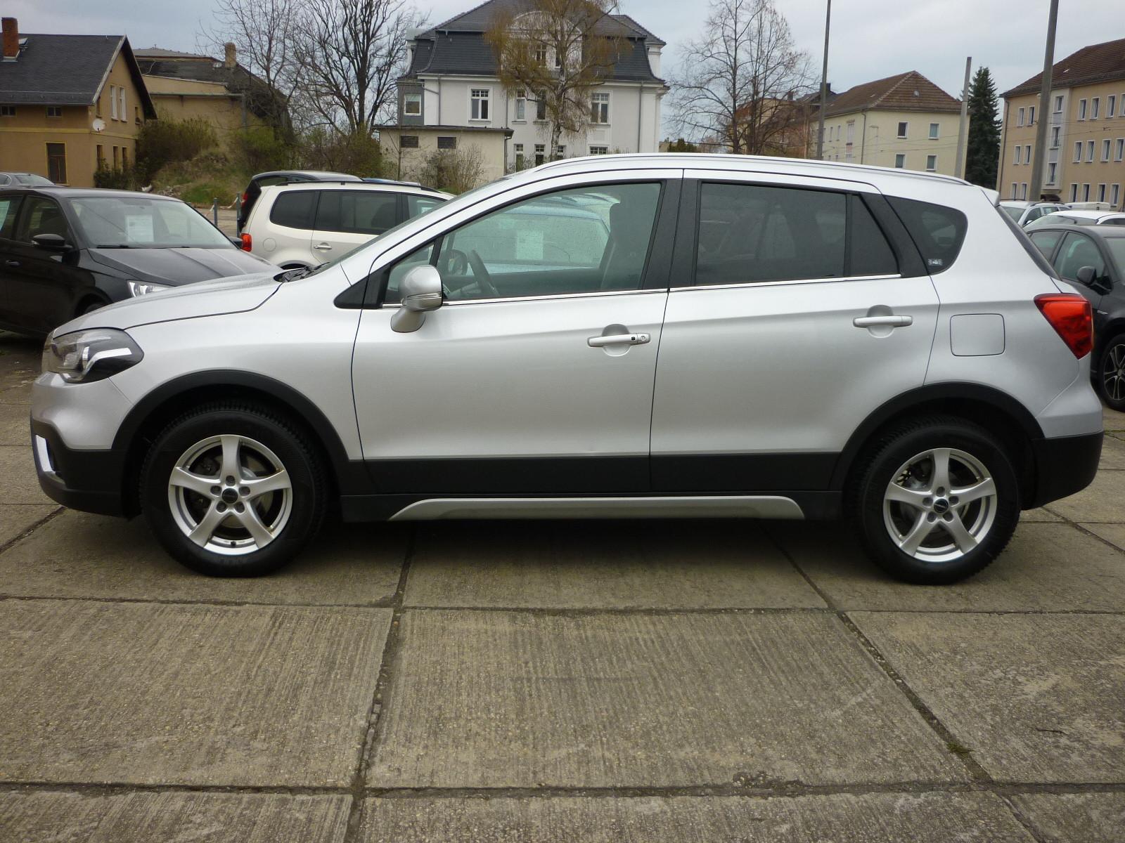 Suzuki (SX4) S-Cross GLX 1.Hand! NAVi! Rückfahrkamera!