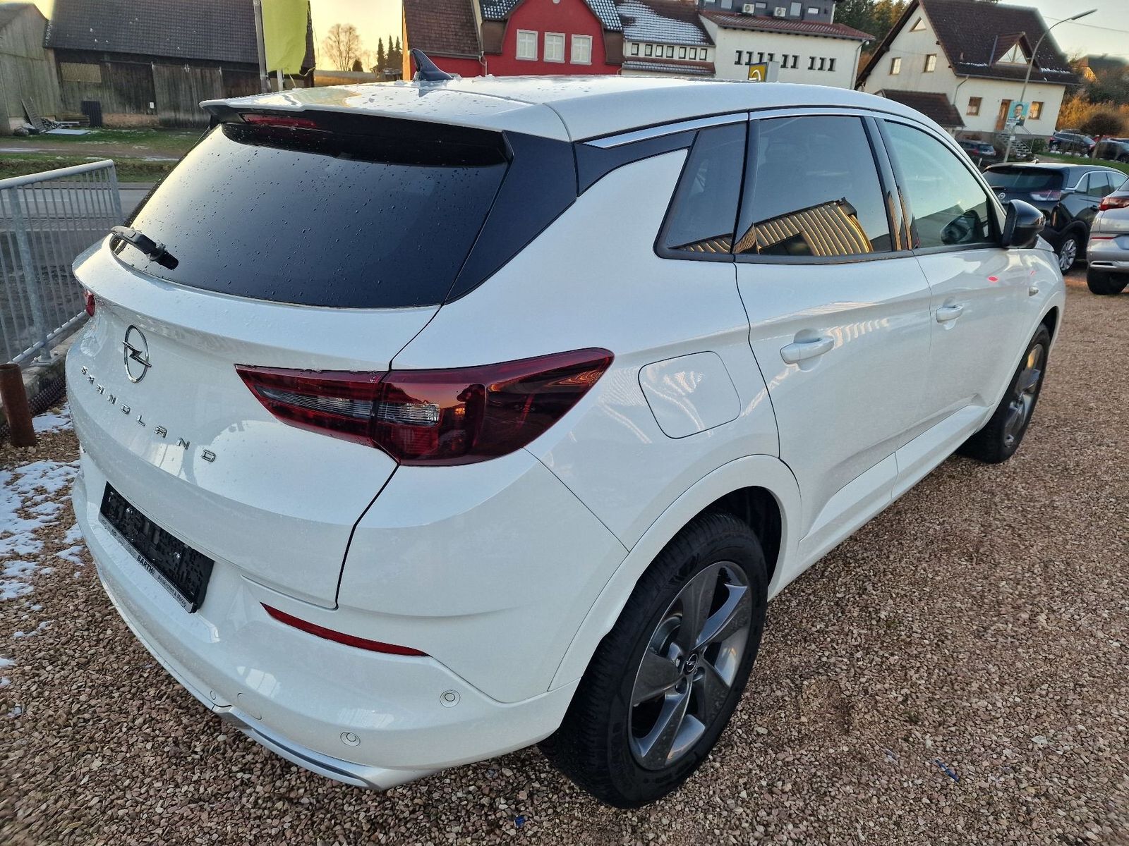 Fahrzeugabbildung Opel Grandland Elegance