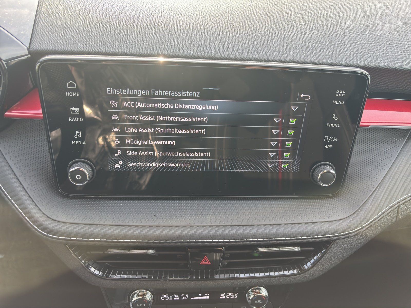 Fahrzeugabbildung SKODA Fabia Monte Carlo 1,0 TSI 85 kW DSG