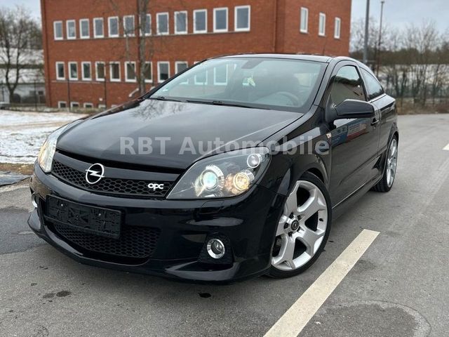 Opel Astra H GTC OPC