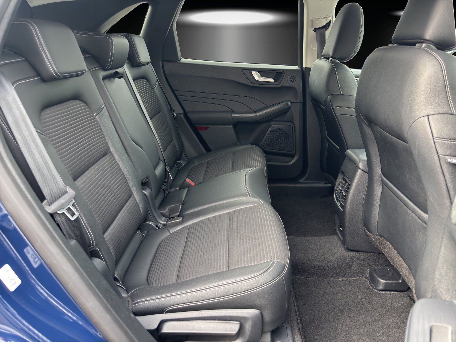 Fahrzeugabbildung Ford Kuga 2.5 Titanium X Aut./LED/ACC/KAMERA/NAVI/SHZ