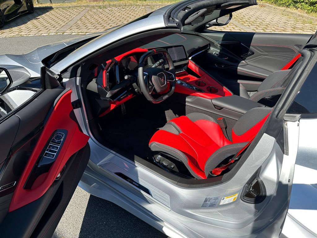 Corvette C8 E-RAY Convertible 6.2L V8 Allrad