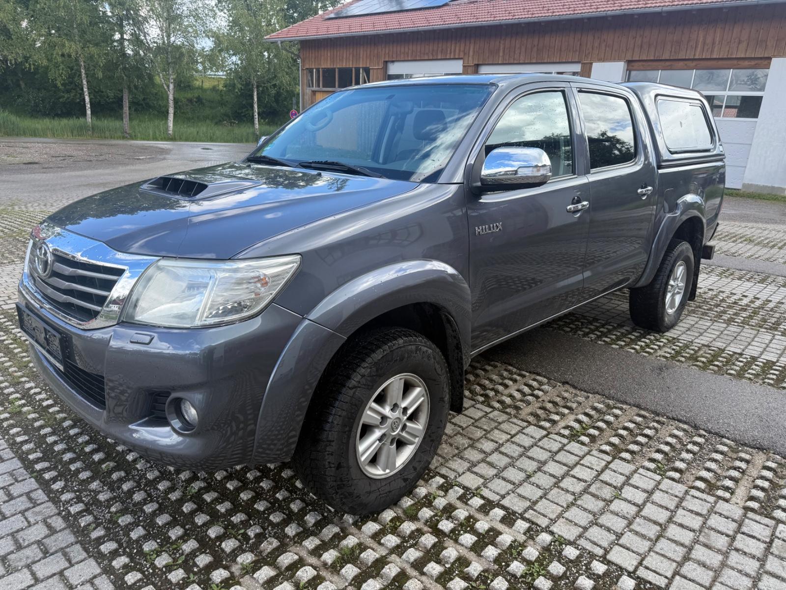 Toyota Hilux Double Cab Life 4x4.Automatik.3.0.Standhei