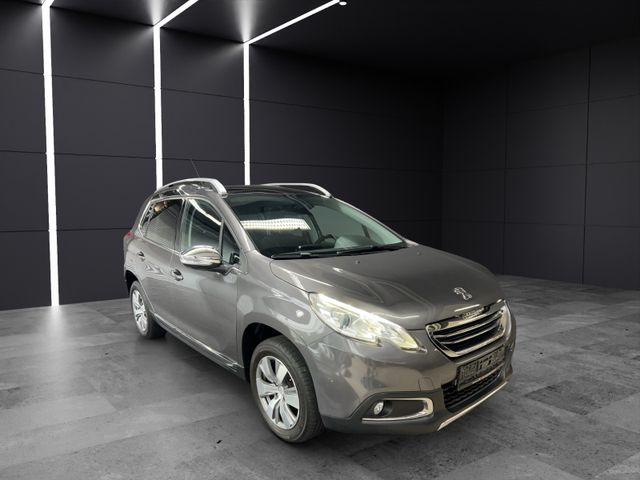 Peugeot 2008 Allure/MMEDIA/NAVI/PANO/MFL/T-LEDER