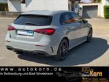 Mercedes-Benz A 200 Special Edition NightP PanoD WinterP+M&S18 - mit Benzin-Antrieb: Grau