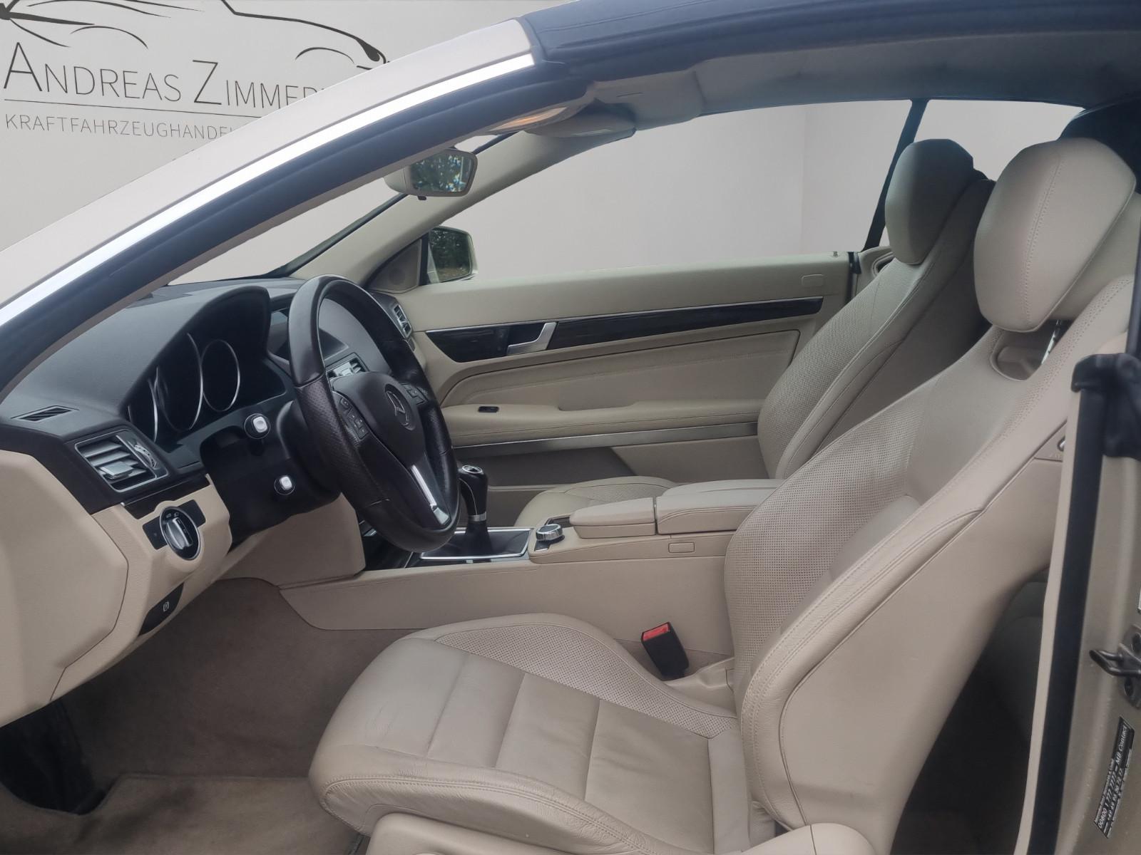 Mercedes-Benz E 200 Cabrio AHK/CAM/PTS/LED