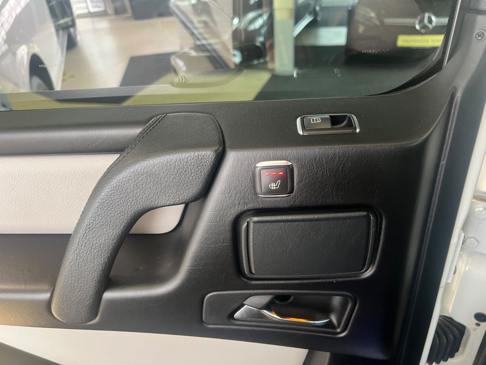 Fahrzeugabbildung Mercedes-Benz G 350 d AMG LINE *FACELIFT*22" AMG SCHMIEDE*
