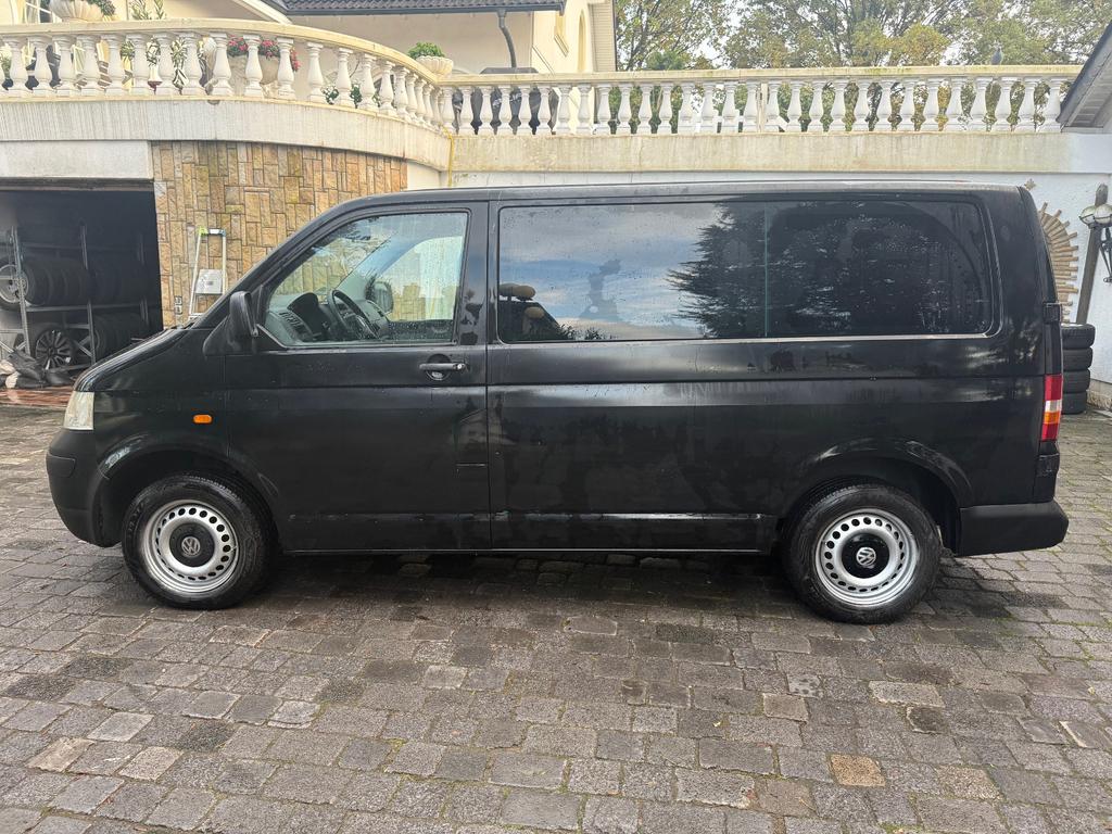 Volkswagen T5 Kombi