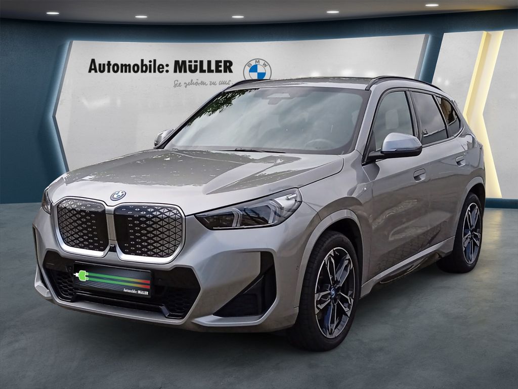 Image of BMW iX1