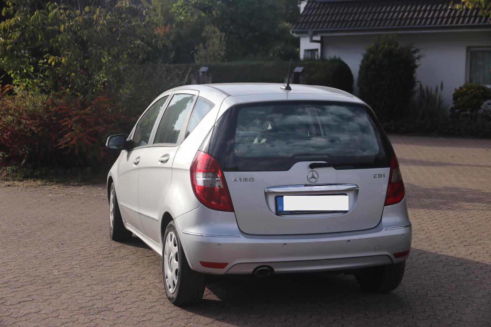 Mercedes-Benz A 180 CDI Automatik Silber und hell
