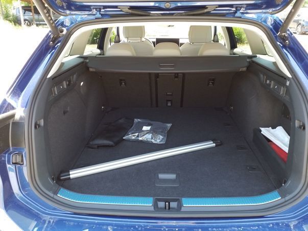 Volkswagen Passat Variant - Bild 10