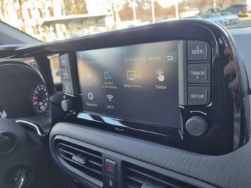 Fahrzeugabbildung Hyundai New i10 1.2 TREND Automatik KOMFORT SHZ PDC