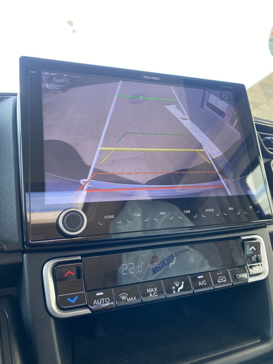 Fahrzeugabbildung Eura Mobil Integra Line IL 695 LF Mondial Plus, Autom.