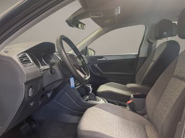 Volkswagen Tiguan - 9