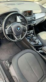 Fahrzeugabbildung BMW 218 218 i Advantage