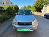 Toyota RAV 4 - gebrauchte Toyota RAV 4 aus dem Jahr 2005