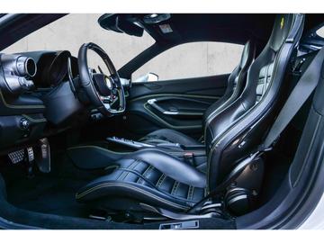 صورة مصغرة 16 لـ 2020 Ferrari F8